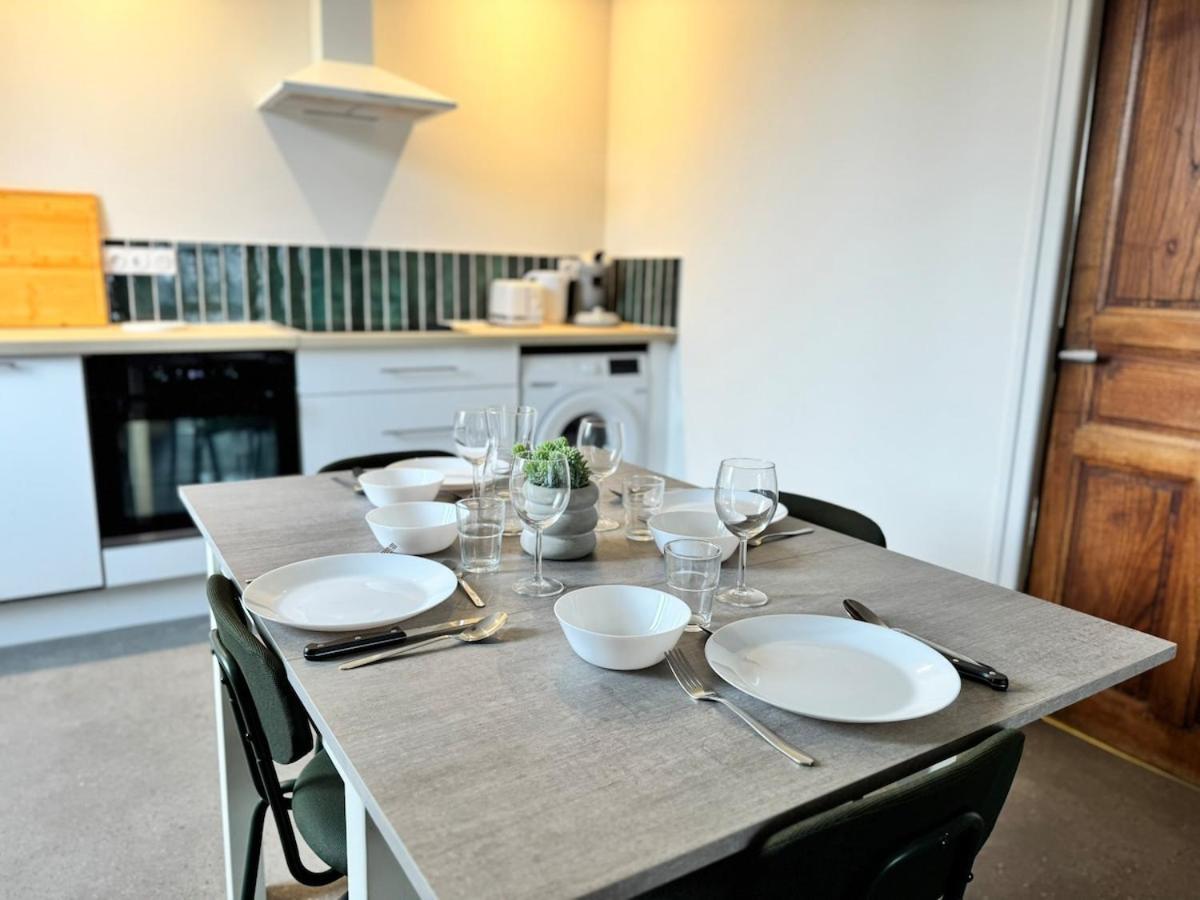Loustal D Henri 3 Chambres Luc-la-Primaube Экстерьер фото